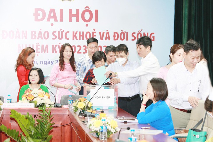 Công đoàn Báo Sức khỏe và Đời sống tổ chức thành công đại hội nhiệm kỳ 2023-2028: Nỗ lực chăm lo, bảo vệ quyền và lợi ích chính đáng của người lao động - Ảnh 6. Công đoàn Báo Sức khỏe và Đời sống tổ chức thành công đại hội nhiệm kỳ 2023-2028: Nỗ lực chăm lo, bảo vệ quyền và lợi ích chính đáng của người lao động - Ảnh 6.