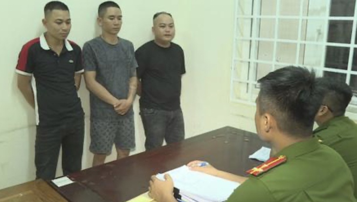 Tạm giữ 3 đối tượng cho vay với lãi suất lên đến 600%/năm - Ảnh 1.