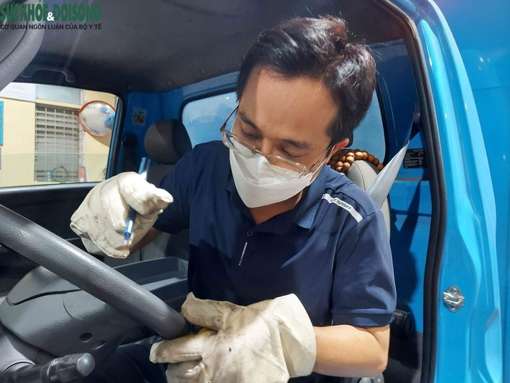 Xuyên đêm sát hạch đăng kiểm viên trong bối cảnh thiếu hụt nhân sự - Ảnh 1.