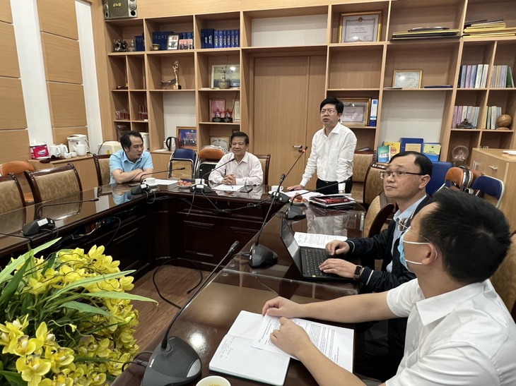 Hội đồng chuyên môn họp nghiệm thu Hướng dẫn chẩn đoán và điều trị bệnh sốt xuất huyết Marburg - Ảnh 1. Hội đồng chuyên môn họp nghiệm thu Hướng dẫn chẩn đoán và điều trị bệnh sốt xuất huyết Marburg - Ảnh 1.