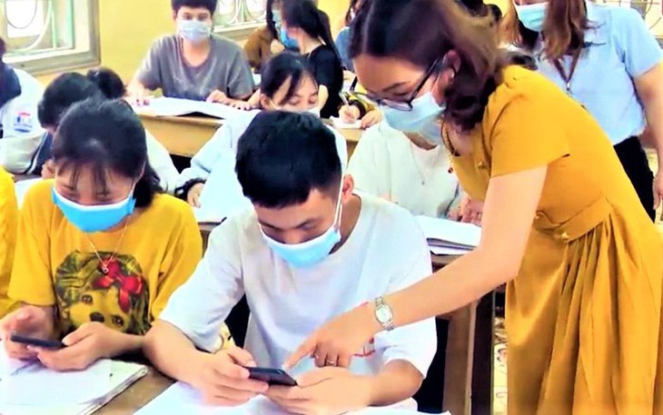 Hôm nay, thí sinh lớp 12 thử đăng ký thi tốt nghiệp THPT trực tuyến