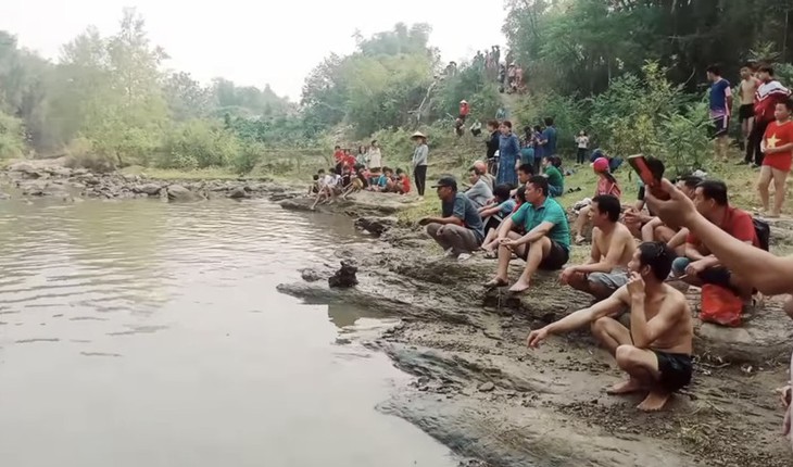 Báo động tình trạng học sinh vùng cao đuối nước đầu hè - Ảnh 1.