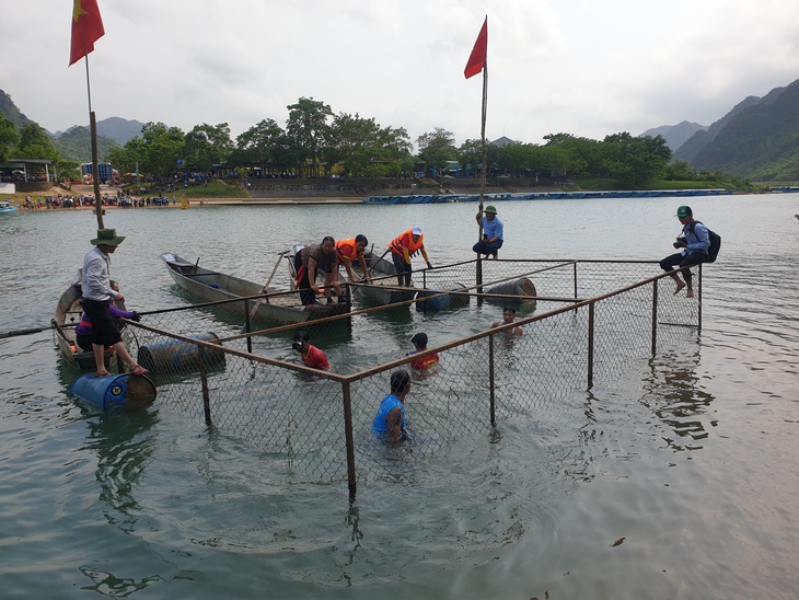 Đặc sắc hội thi cá trắm ở miền Di sản thiên nhiên Thế giới - Ảnh 6.