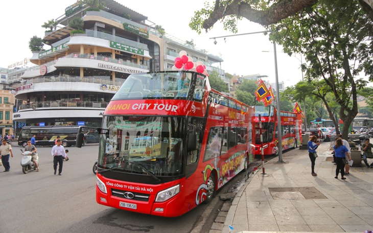 Hà Nội miễn phí dịch vụ xe buýt 2 tầng, hướng dẫn người dân đi lại dịp 30/4-1/5 thuận tiện