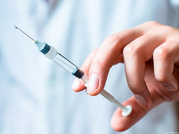 Thực hư tin 'phơi nhiễm HIV vì bị người lạ chích kim tiêm' ở TP.HCM - Ảnh 1. Thực hư tin 'phơi nhiễm HIV vì bị người lạ chích kim tiêm' ở TP.HCM - Ảnh 1.