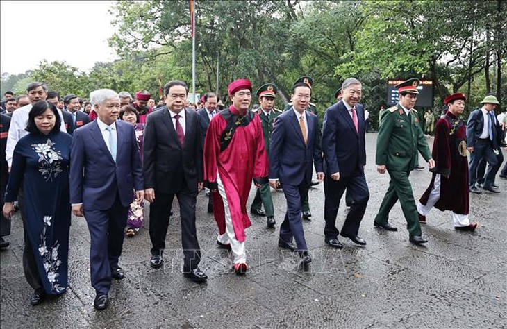 Lễ dâng hương tưởng niệm các Vua Hùng năm 2023 - Ảnh 1.
