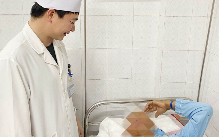 Đau đầu, chóng mặt, người đàn ông phát hiện u não nguy hiểm