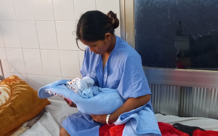 Giúp các sản phụ ở vùng sâu Gia Lai sinh đẻ an toàn