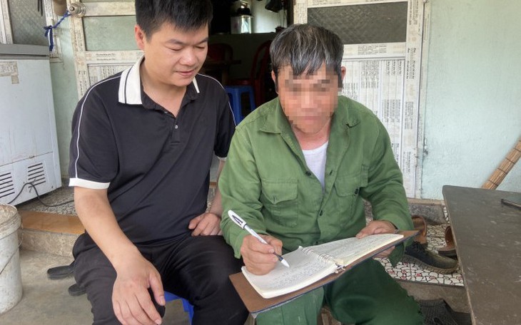 Xử lý thế nào vụ giả mù chữ để bớt thi lý thuyết cấp bằng lái xe?