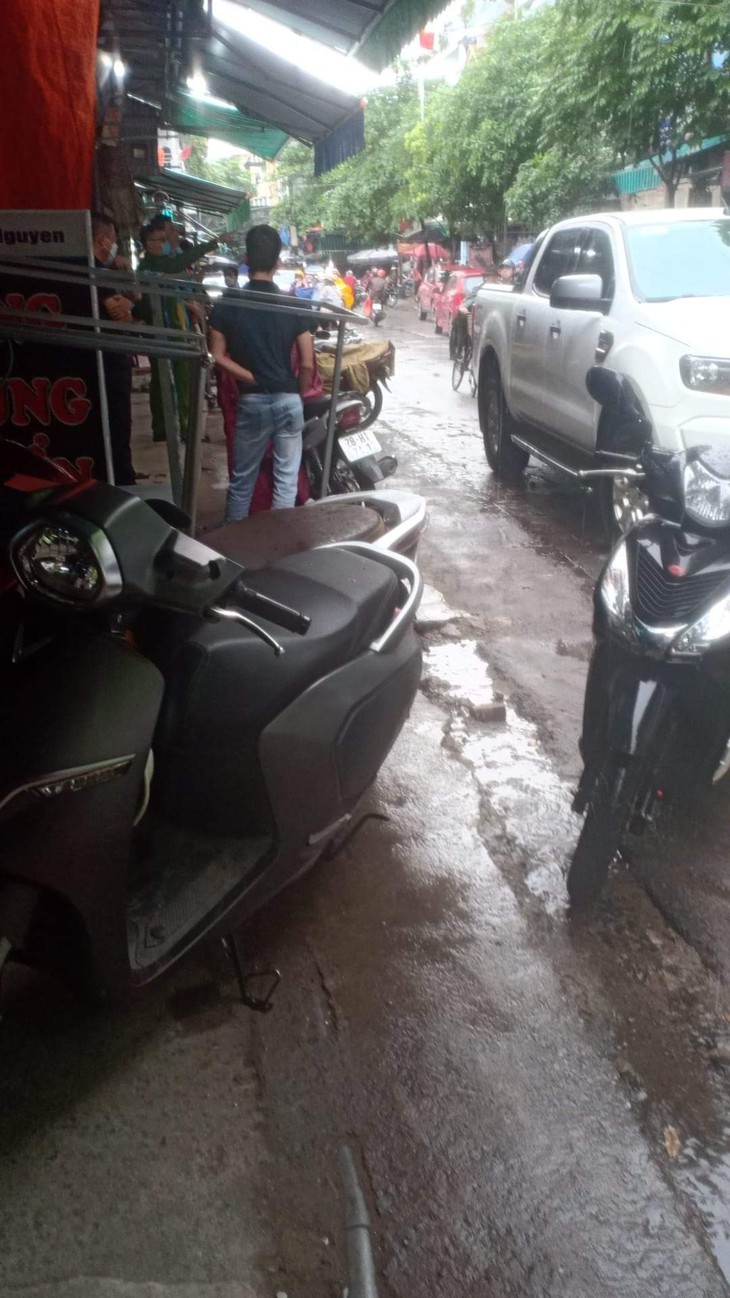 Hé lộ nguyên nhân vợ chồng tiểu thương tử vong tại cửa hàng - Ảnh 3. Hé lộ nguyên nhân vợ chồng tiểu thương tử vong tại cửa hàng - Ảnh 3.