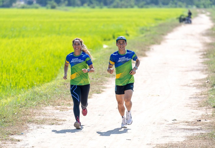 "Cô gái sa mạc" Thanh Vũ: Các runner sẽ muốn trải nghiệm nhiều lần cung đường chạy tại Tây Ninh - Ảnh 5.