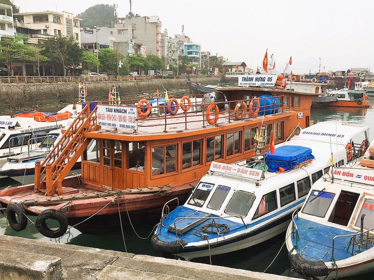 Sắp xếp tạm thời các phương tiện thủy vận chuyển hành khách tại cảng Cái Rồng, Vân Đồn trong thời gian bảo trì - Ảnh 1.