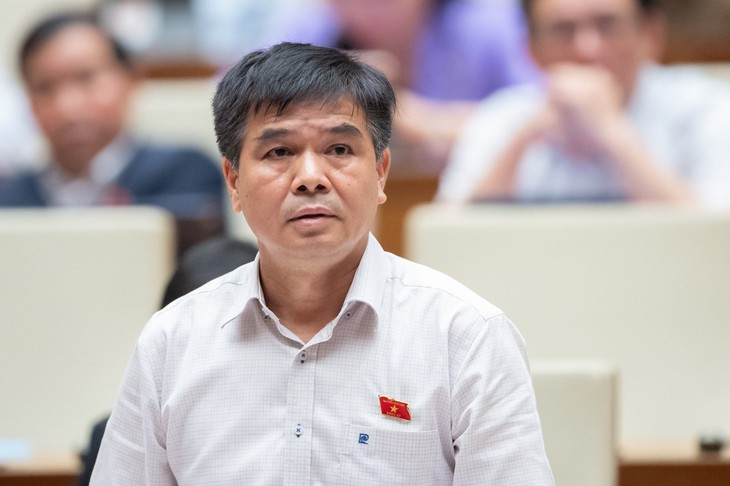 Đấu thầu thuốc, trang thiết bị y tế nhằm lựa chọn được nhà thầu chất lượng, giá cả hợp lý - Ảnh 4. Đấu thầu thuốc, trang thiết bị y tế nhằm lựa chọn được nhà thầu chất lượng, giá cả hợp lý - Ảnh 4.