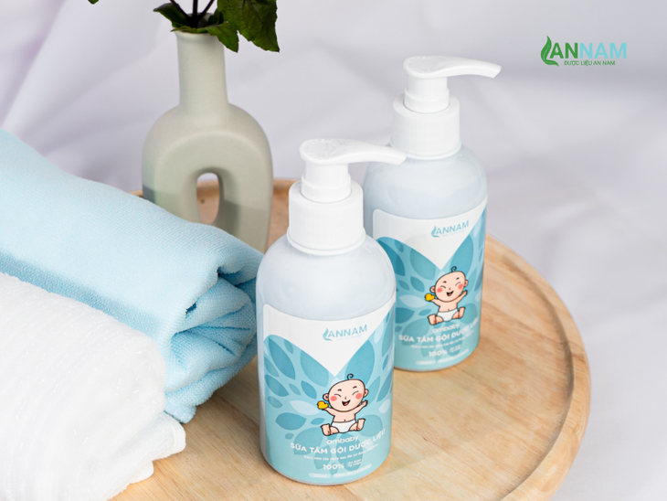 Sữa tắm gội dược liệu - sản phẩm cao cấp dành cho trẻ sơ sinh và trẻ nhỏ của Dược Liệu An Nam - Ảnh 3. Sữa tắm gội dược liệu - sản phẩm cao cấp dành cho trẻ sơ sinh và trẻ nhỏ của Dược Liệu An Nam - Ảnh 3.