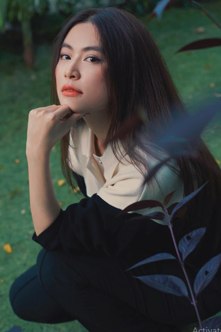 Hoàng Thùy Linh: Công danh tuổi U40 nở rộ, trải qua tổn thương mong được hạnh phúc - Ảnh 5.