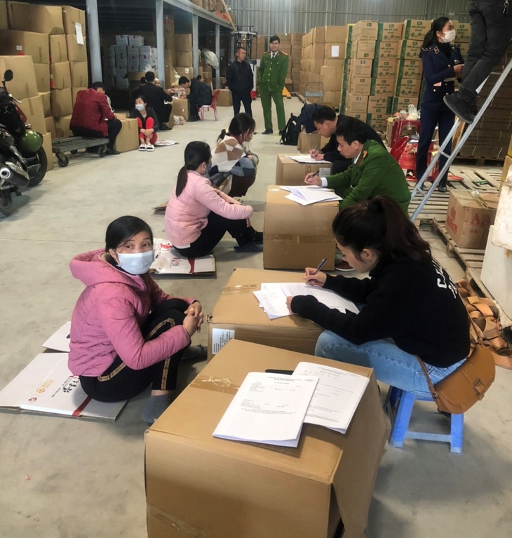 Khởi tố vụ án giả mạo thực phẩm Táo đỏ nhãn hiệu Sam Sung, Hàn Quốc - Ảnh 1.