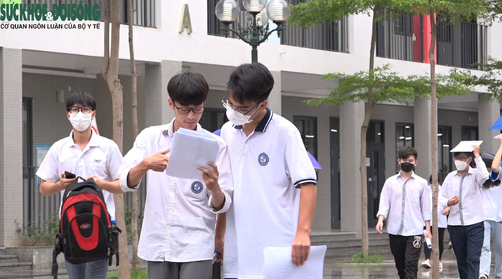 Tiktok đầy rẫy trào lưu độc hại: Nhà trường bảo vệ học sinh bằng cách nào? - Ảnh 2. Tiktok đầy rẫy trào lưu độc hại: Nhà trường bảo vệ học sinh bằng cách nào? - Ảnh 2.