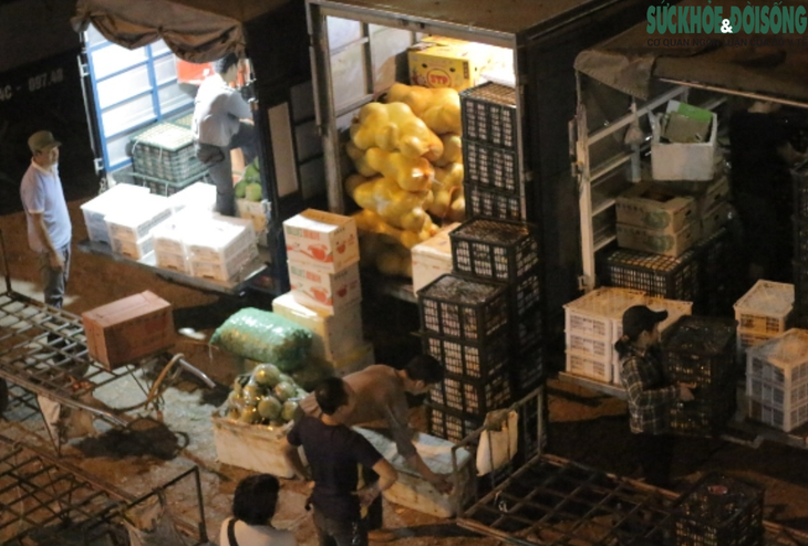 Nét đẹp của những người lao động ở Thủ đô những ngày nghỉ lễ - Ảnh 5. Nét đẹp của những người lao động ở Thủ đô những ngày nghỉ lễ - Ảnh 5.