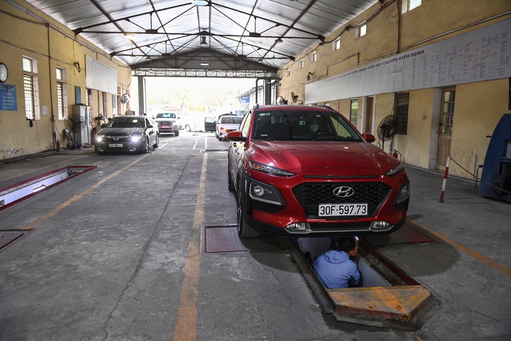 Xe hẹn lịch đăng kiểm nhưng bỏ ‘lốt’ tăng đột biến - Ảnh 2.