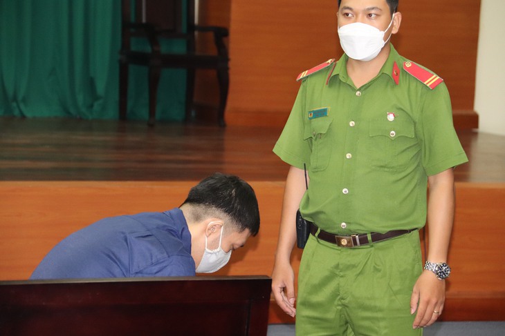 Hình ảnh Nguyễn Kim Trung Thái trong buổi tuyên án vụ “dì ghẻ” bạo hành chết bé 8 tuổi - Ảnh 3. Hình ảnh Nguyễn Kim Trung Thái trong buổi tuyên án vụ “dì ghẻ” bạo hành chết bé 8 tuổi - Ảnh 3.