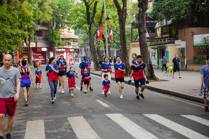 EDURUN 2023: "về đích" thành công với tổng số tiền quyên góp hơn 3 tỷ đồng - Ảnh 1.