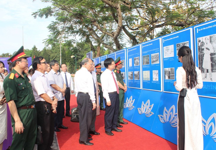 Khai mạc triển lãm "Hồ Chí Minh - Chân dung một con người" - Ảnh 1.
