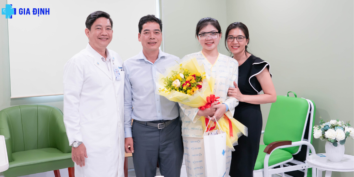 Bệnh viện Đa khoa Gia Định "xoá cận" thành công ca đầu tiên bằng công nghệ Smile Pro thế hệ mới 2023 - Ảnh 1. Bệnh viện Đa khoa Gia Định "xoá cận" thành công ca đầu tiên bằng công nghệ Smile Pro thế hệ mới 2023 - Ảnh 1.