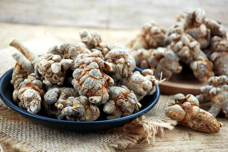 Nghệ vàng, Fucoidan và tam thất có gây tăng men gan hay không? - Ảnh 3. Nghệ vàng, Fucoidan và tam thất có gây tăng men gan hay không? - Ảnh 3.