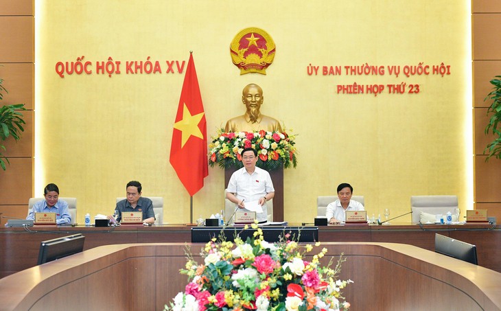 Chủ tịch Quốc hội: Sau 4,5 ngày làm việc, UBTVQH đã hoàn thành 17 nội dung theo dự kiến - Ảnh 1. Chủ tịch Quốc hội: Sau 4,5 ngày làm việc, UBTVQH đã hoàn thành 17 nội dung theo dự kiến - Ảnh 1.