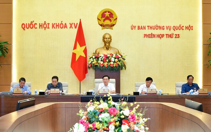 'Giảm 2% thuế GTGT góp phần giảm giá hàng hóa, dịch vụ, thúc đẩy sản xuất kinh doanh' - Ảnh 1. 'Giảm 2% thuế GTGT góp phần giảm giá hàng hóa, dịch vụ, thúc đẩy sản xuất kinh doanh' - Ảnh 1.