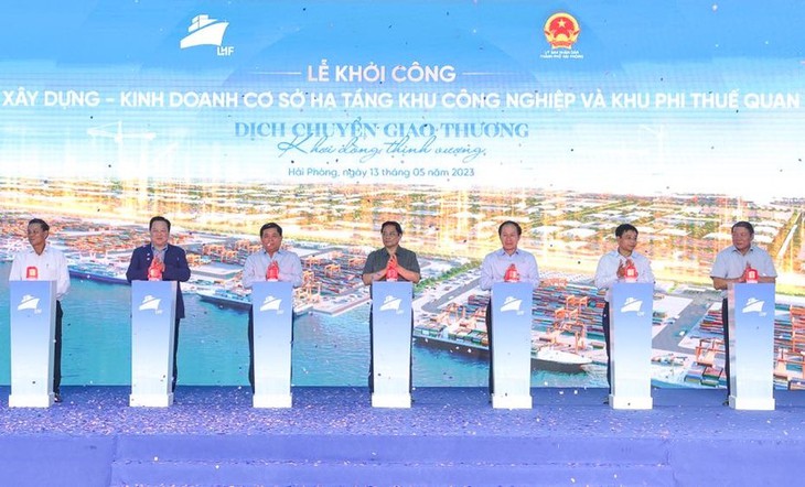 Khởi công dự án khu công nghiệp và phi thuế quan 11.100 tỷ đồng ở Hải Phòng - Ảnh 1.