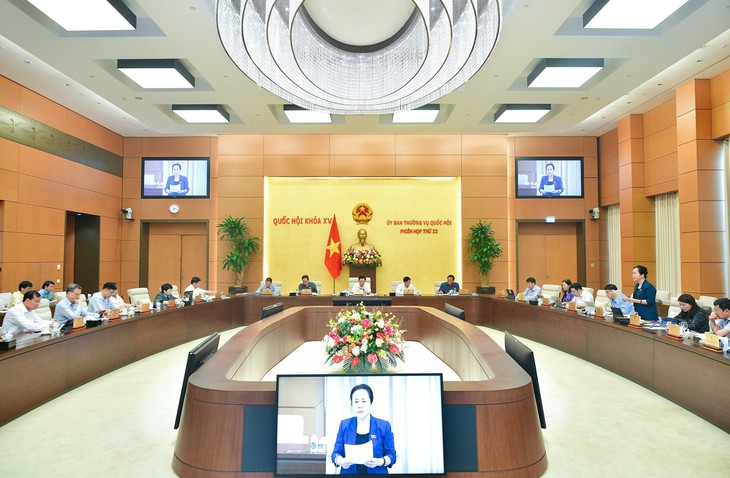 'Giảm 2% thuế GTGT góp phần giảm giá hàng hóa, dịch vụ, thúc đẩy sản xuất kinh doanh' - Ảnh 3. 'Giảm 2% thuế GTGT góp phần giảm giá hàng hóa, dịch vụ, thúc đẩy sản xuất kinh doanh' - Ảnh 3.