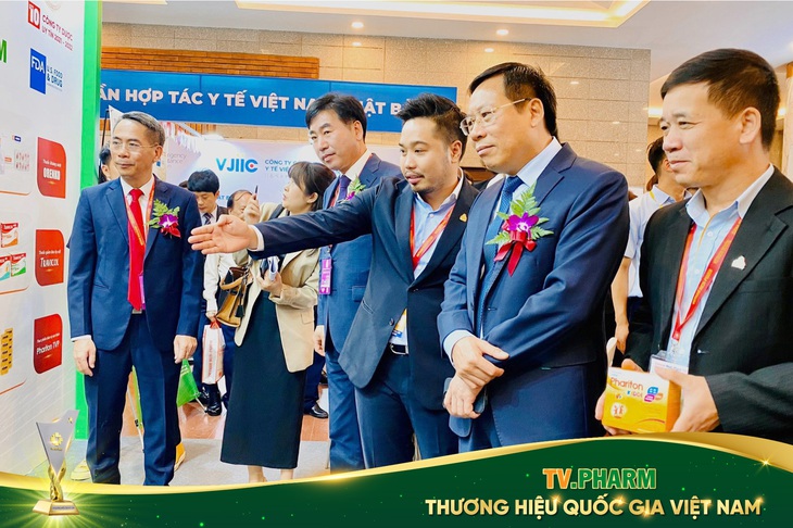 Triển lãm quốc tế chuyên ngành Y Dược Việt Nam 2023: Dược phẩm TV.PHARM thu hút khách hàng trong nước và quốc tế - Ảnh 1. Triển lãm quốc tế chuyên ngành Y Dược Việt Nam 2023: Dược phẩm TV.PHARM thu hút khách hàng trong nước và quốc tế - Ảnh 1.