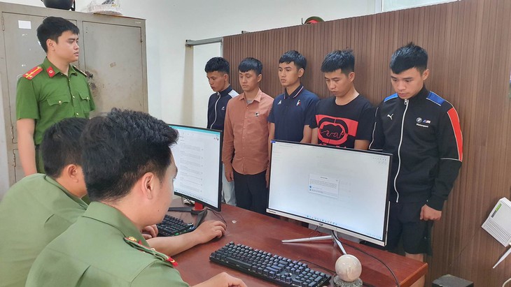Thuê phòng trọ rồi tổ chức lừa đảo qua mạng với hơn 300 nạn nhân - Ảnh 1.