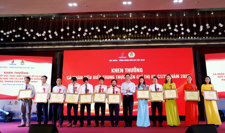Công đoàn PV GAS được vinh danh tại Lễ phát động Tháng Công nhân năm 2023 của ngành Dầu khí - Ảnh 2.
