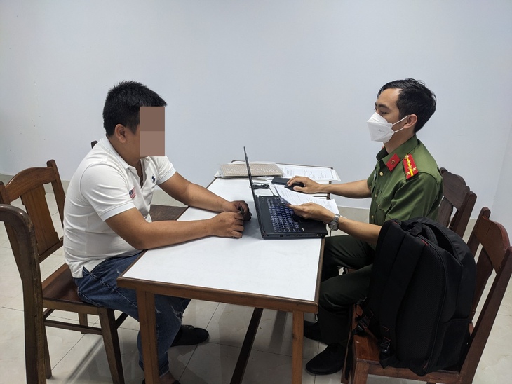Giả mạo thương hiệu taxi Mai Linh để kiếm khách hàng cho taxi "dù" - Ảnh 1.