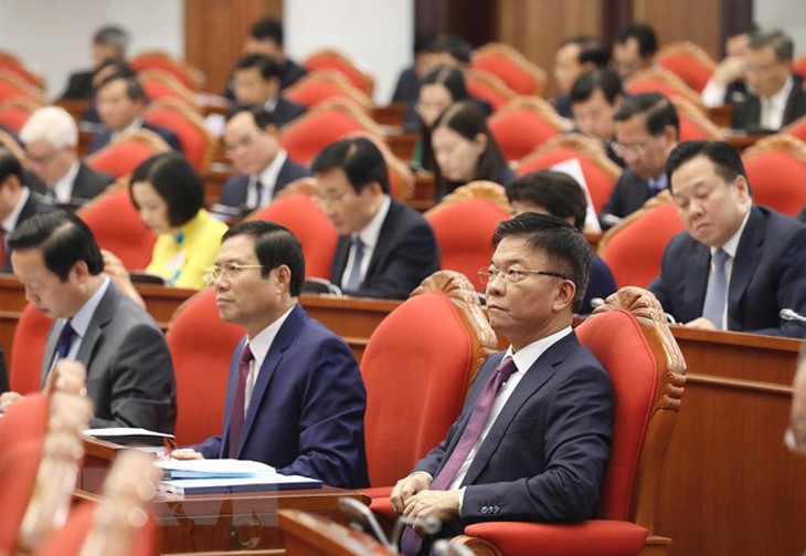 Khai mạc Hội nghị giữa nhiệm kỳ Ban Chấp hành TW Đảng khóa XIII - Ảnh 15. Khai mạc Hội nghị giữa nhiệm kỳ Ban Chấp hành TW Đảng khóa XIII - Ảnh 15.