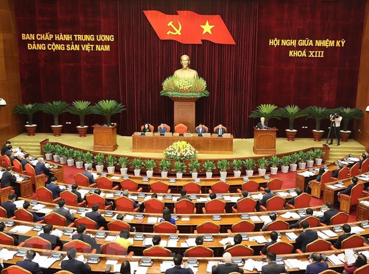 Khai mạc Hội nghị giữa nhiệm kỳ Ban Chấp hành TW Đảng khóa XIII - Ảnh 8. Khai mạc Hội nghị giữa nhiệm kỳ Ban Chấp hành TW Đảng khóa XIII - Ảnh 8.