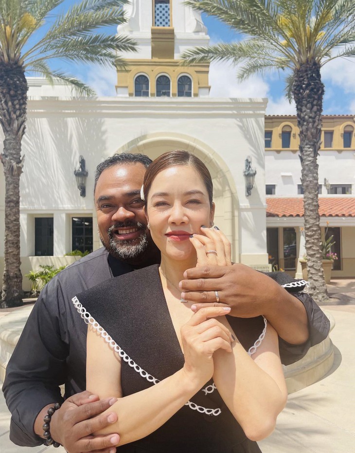 Bất ngờ nhận lời cầu hôn sau 10 năm chung sống và có hai con, Thu Phương và Dũng Taylor hiện sống ra sao bên Mỹ? - Ảnh 1.