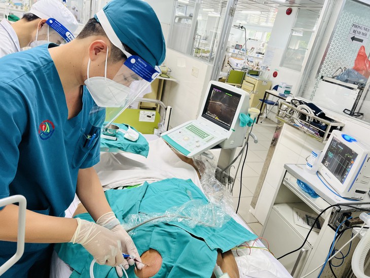 Xuyên ngày đêm đưa bệnh nhân từ “cõi chết” trở về bằng liệu pháp hạ thân nhiệt chủ động - Ảnh 4.