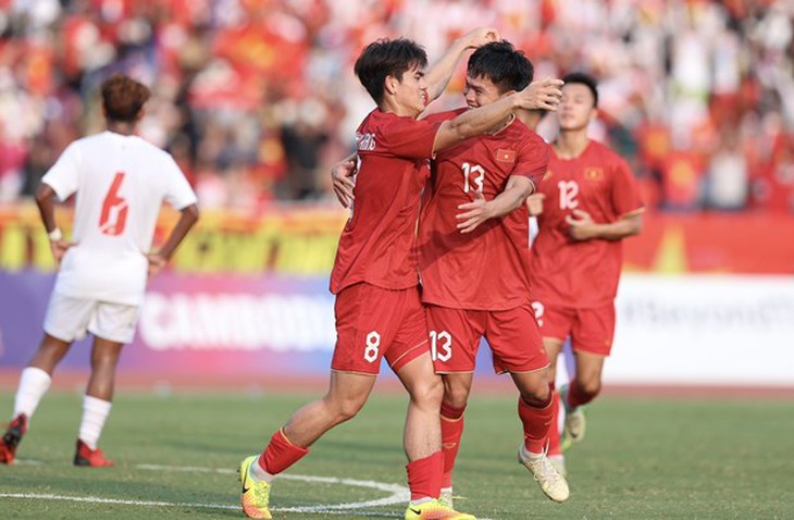Đội tuyển U22 Việt Nam giành HCĐ SEA Games 32 - Ảnh 1.