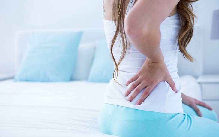 Đau lưng sau sinh có phải do thuốc gây tê khi mổ bắt con?