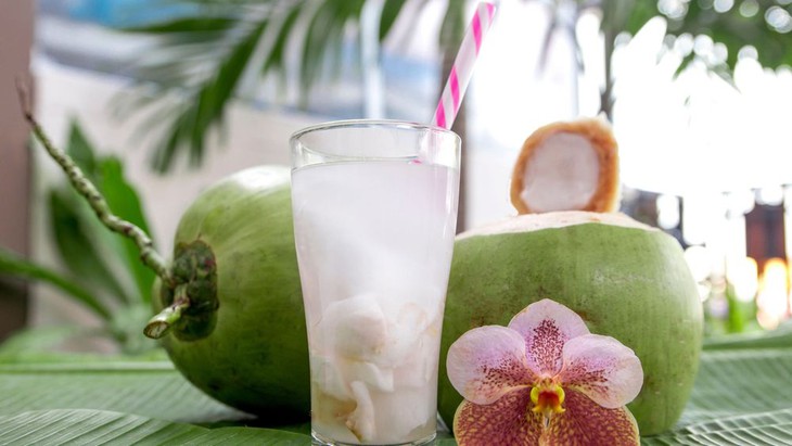 Top thực phẩm "giải nhiệt" mùa nắng nóng - Ảnh 2.