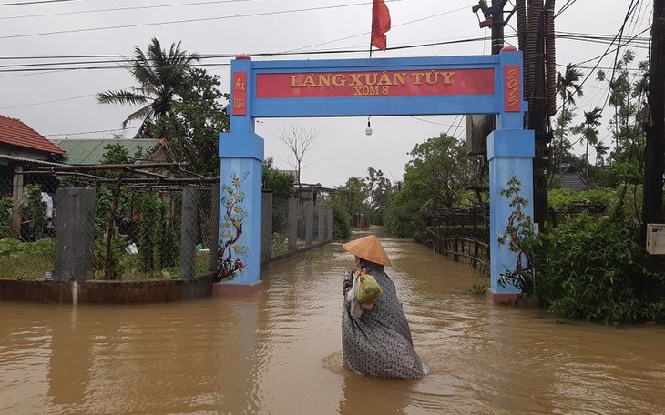 Chuyên gia cảnh báo mưa lũ bất thường sau nắng nóng