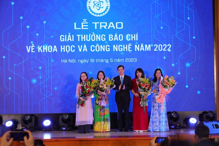 18 tác phẩm nhận giải báo chí về khoa học công nghệ năm 2022 - Ảnh 2.