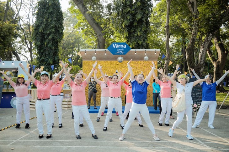 Tôn vinh tinh thần "Thanh Xuân Hoàng Kim", khuyến khích tận hưởng mọi khoảnh khắc - Ảnh 1.