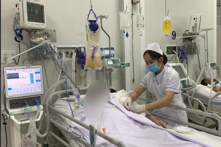 Thêm 3 người ở TP Thủ Đức ngộ độc botulinum do ăn giò lụa và mắm để lâu - Ảnh 1.