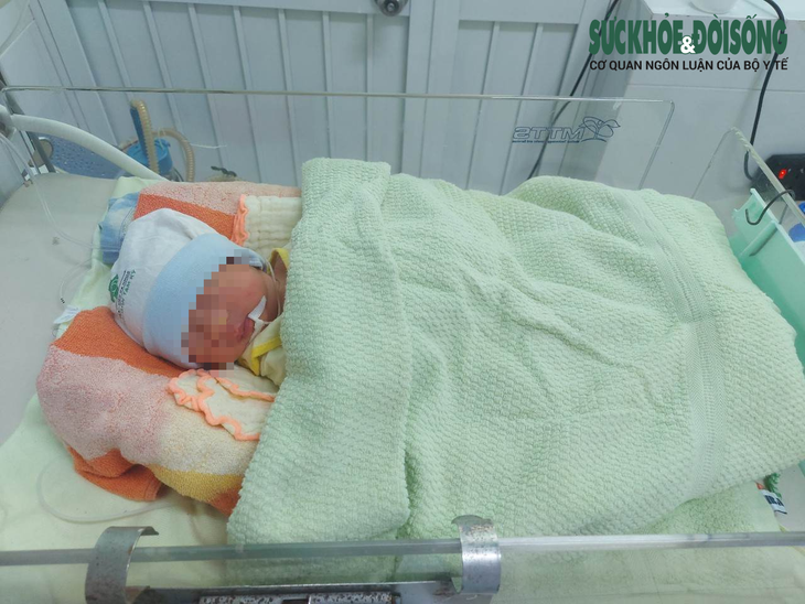 Đỡ đẻ thành công cho sản phụ bị ảo giác, ảo thanh, hoang tưởng bị hãm hại

 - Ảnh 1.