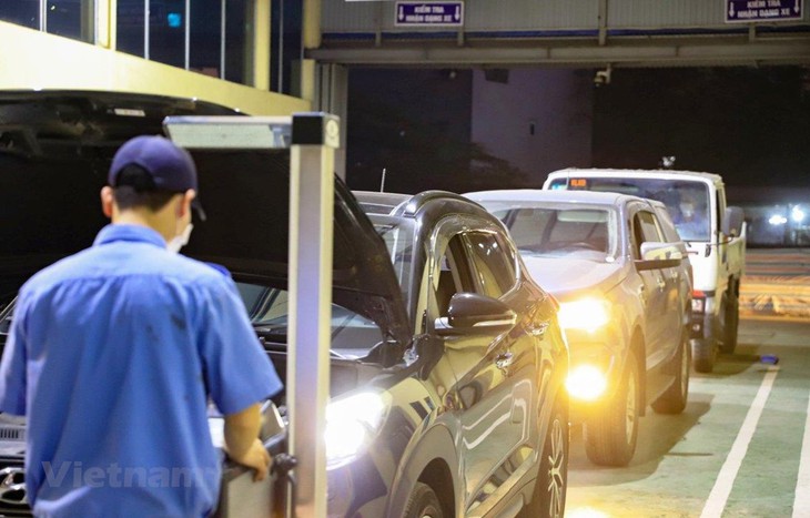 Đăng kiểm nhận sai sót vụ việc xe Mercedes bị đánh trượt kiểm định - Ảnh 1. Đăng kiểm nhận sai sót vụ việc xe Mercedes bị đánh trượt kiểm định - Ảnh 1.