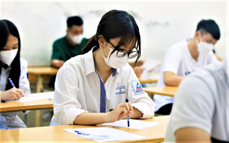 Xét tuyển ngành Y Dược có cần dùng điểm môn Văn? - Ảnh 2.